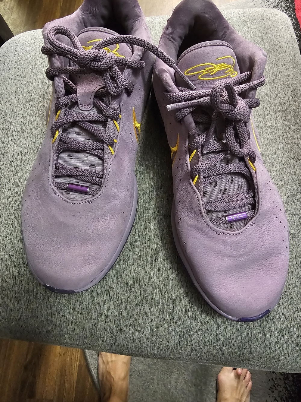 Lebrons Size 9